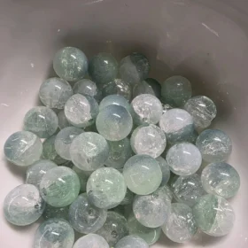 10mm Glass Beads – Multi Tone Crackle Green